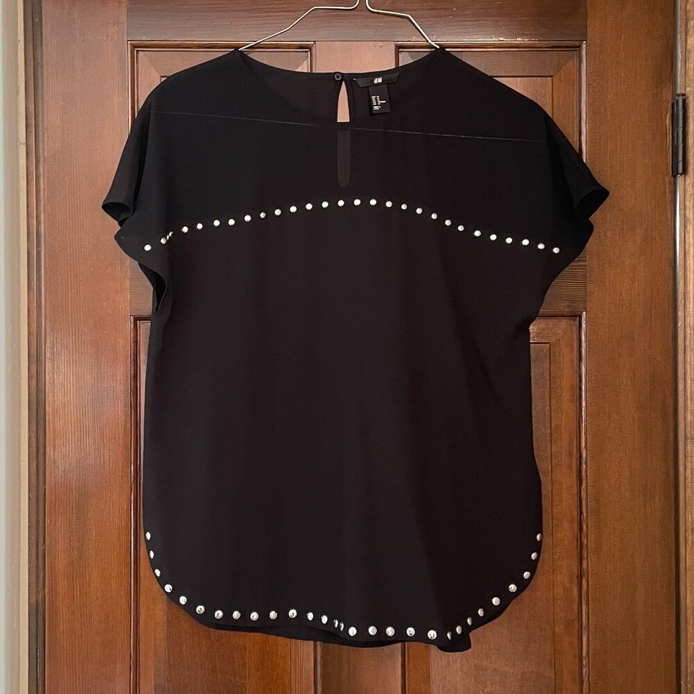 Size 14 H&M black cap sleeve top with silver dots - new w/o tags